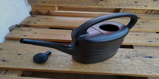 Gie�kanne mit Aufsatz, Schwarz, 2 Liter