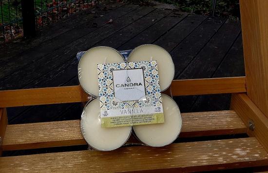 Candra Candle XL Duftteelichter 8 St�ck, 4 Sorten